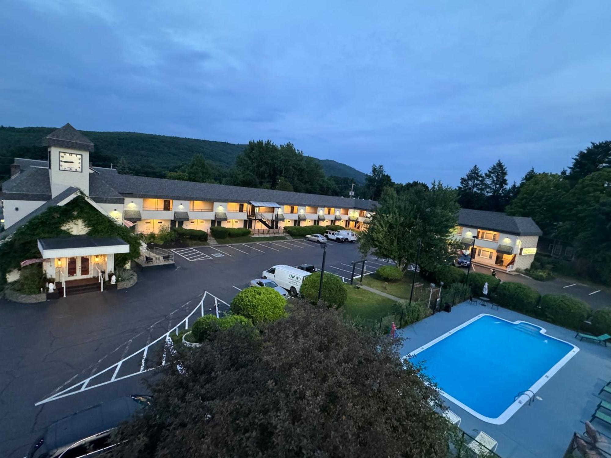 براتلبورو The Black Mountain Inn المظهر الخارجي الصورة